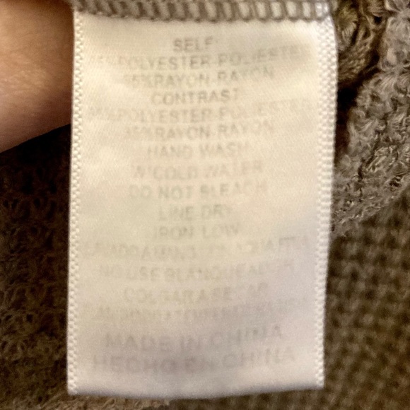 Listicle Waffle-Knit Top - Picture 7 of 10